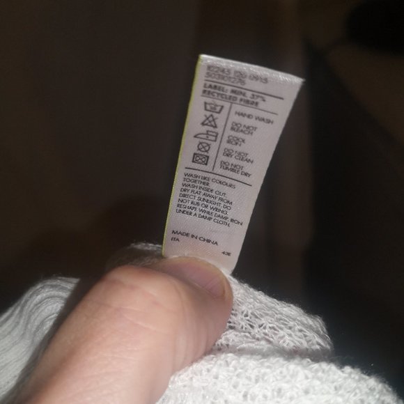 3/$20 Woolworths white scoop neck top - Picture 5 of 7